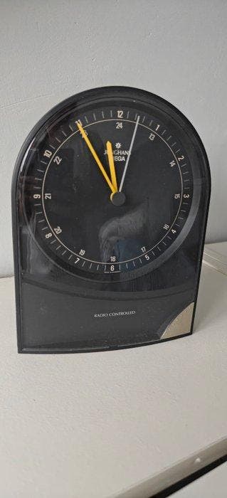 Tafel/bureauklokken - Plastic - 1980-1990 - Junghans Mega