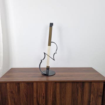 José Soler Art - Violin Lines. Black hammer and Gold