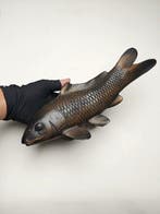 IJzeren handgesneden karperversiering - IJzer (gegoten) -