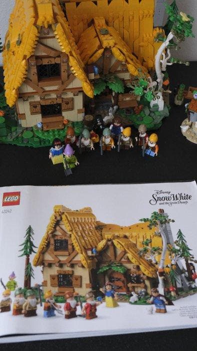 Lego Set - 43242 - Disney - Snow White and the Seven Dwarfs, Kinderen en Baby's, Speelgoed | Duplo en Lego