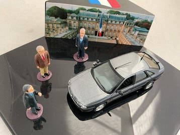 Vitesse 1:43 - Modelauto (2) - Renault Safrane