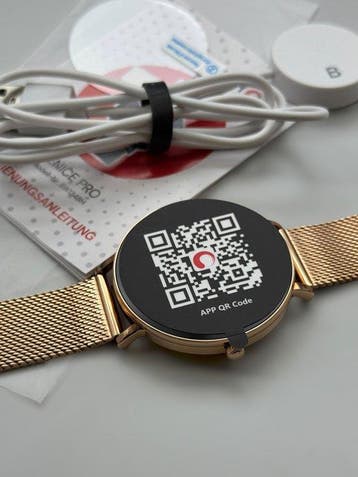 Smart Unisex Smartwatch – HD Touchscreen – Health & Activity, Nieuw