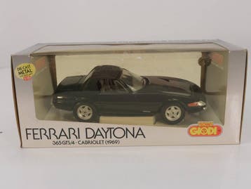 Schaal 1:18 Giodi Ferrari Daytona 365 GTS/4 cabriolet 196..., Ophalen of Verzenden, Gebruikt