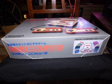 Nintendo - Famicom (Japanese NES) - FamiCom Nintendo Console, Nieuw
