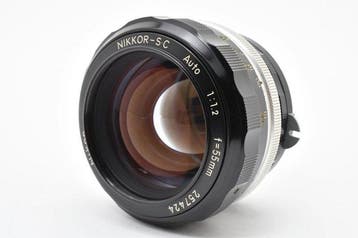 Nikon Nikkor-S.C Auto 55mm f1.2 Non-Ai Cameralens