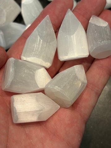Seleniet edelsteen punten - 50 stuks- 900 g, Verzamelen