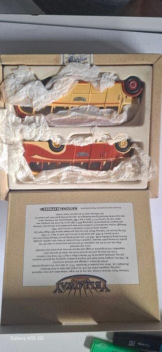 Corgi 1:43 - Modelauto (2) - Yelloway Gift Set