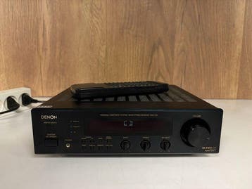 Denon - DRA-F100 Solid state versterker