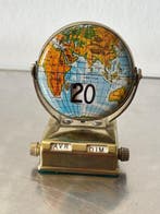 Calendrier perpétuel - Calendrier perpétuel en globe