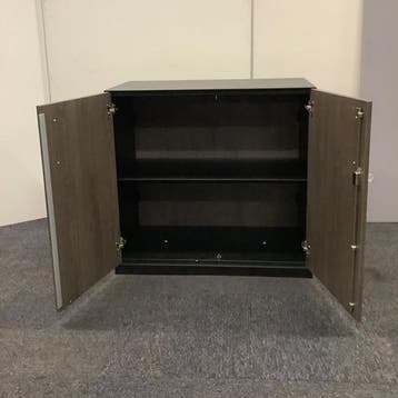 Zwart metalen draaideurkast met sleutel (hxbxd) 86x93x45 cm,, Huis en Inrichting, Gebruikt