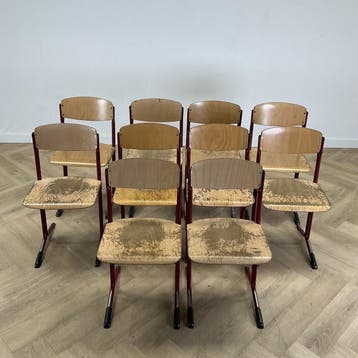 Eromes set van 10 schoolstoelen zithoogte 45 cm (blauwe, Huis en Inrichting, Gebruikt, Rood, Hout, Eén