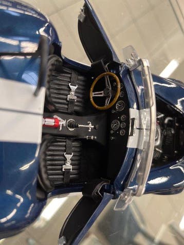 Kyosho 1:18 - Model sportwagen - Shelby Cobra 427 S/C