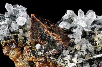 RARE Helvine Quartz et grenat andradite de Mongolie, Verzamelen