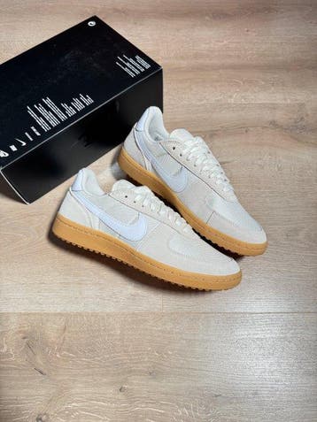 Nike - Sneakers - Maat: EU 43 - Nieuw met tags, Nieuw