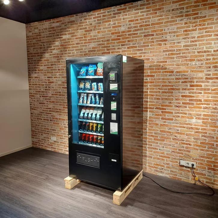 Refurbished vending machine | snackautomaat | snoepautomaat, Verzamelen, Automaten | Overige, Gebruikt, Verzenden