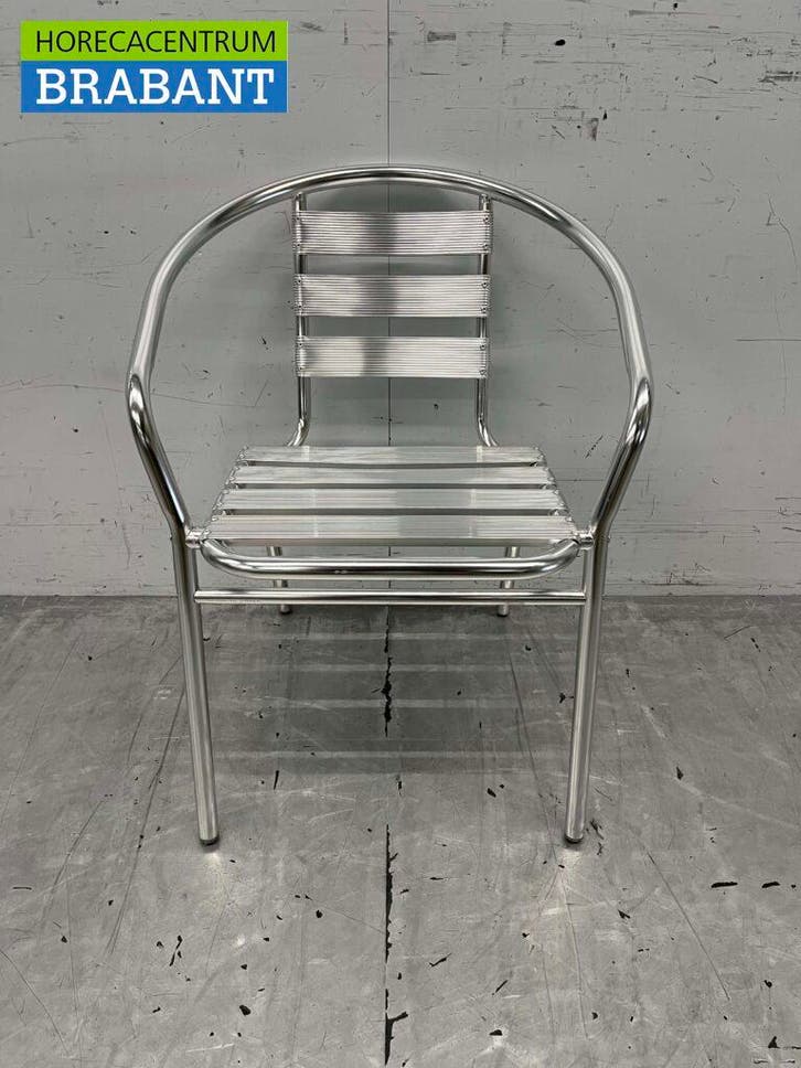 Chaise de terrasse en aluminium Chaise de terrasse empilable, Articles professionnels, Horeca | Équipement de cuisine, Envoi