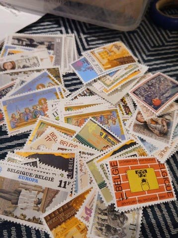 België - lot frankeerzegels 700 postzegels van 11 fr