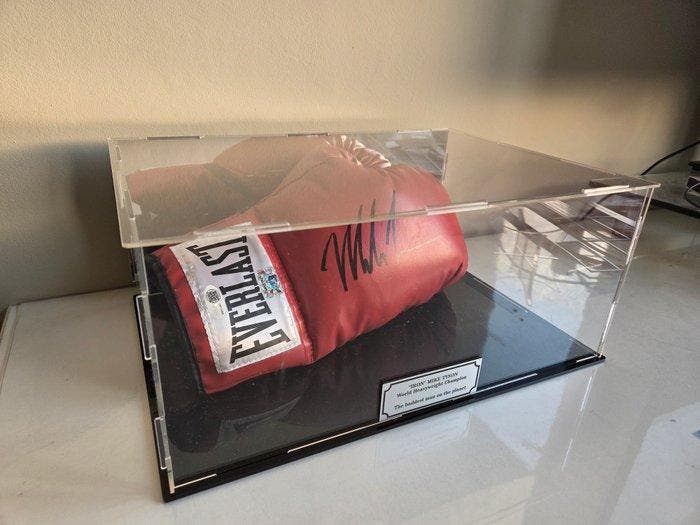 Boksen - Mike Tyson - Bokshandschoen, Collections, Collections Autre