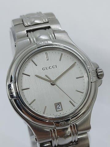 Gucci - Unknown - Sans prix de réserve - 9040M - Homme -, Handtassen en Accessoires, Horloges | Heren, Nieuw