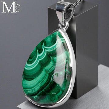 Sterling zilveren hanger met unieke malachiet-edelsteen
