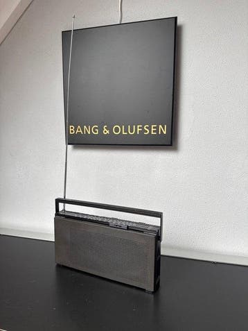 Bang & Olufsen Jacob Jensen - Beolit 707 Radio