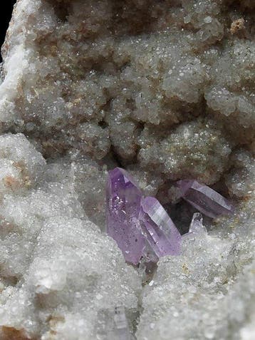 ESTHÉTIQUE AMÉTHISTE VIOLETTE avec CALCÉDOINE, Sardaigne,