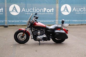 Veiling: Motor Harley Davidson XL1200 Superlow Benzine 2020