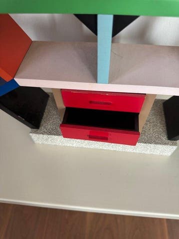 Memphis Milano - Ettore Sottsass - Boekenkast - Miniatuur -, Antiek en Kunst