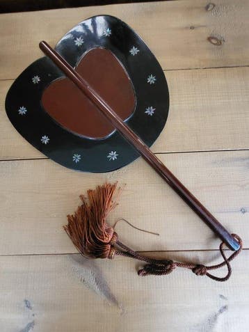 Gunbai van de samurai, 45,8 cm - Hout, Parelmoer - Japan -, Antiek en Kunst