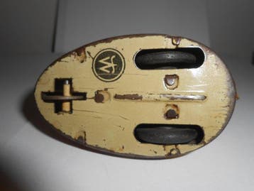 WYANDOTTE Made in USA - Jouet en étain à remontoir -