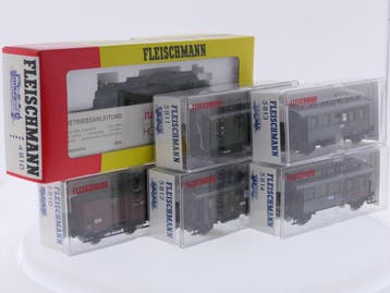Schaal H0 Fleischmann NEW OLD STOCK COMPLETE SET 4810, 58..., Ophalen of Verzenden, Locomotief