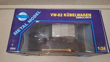 GONIO 1:24 - Modelauto - VW-82 Kübelwagen Ambulance, Enfants & Bébés