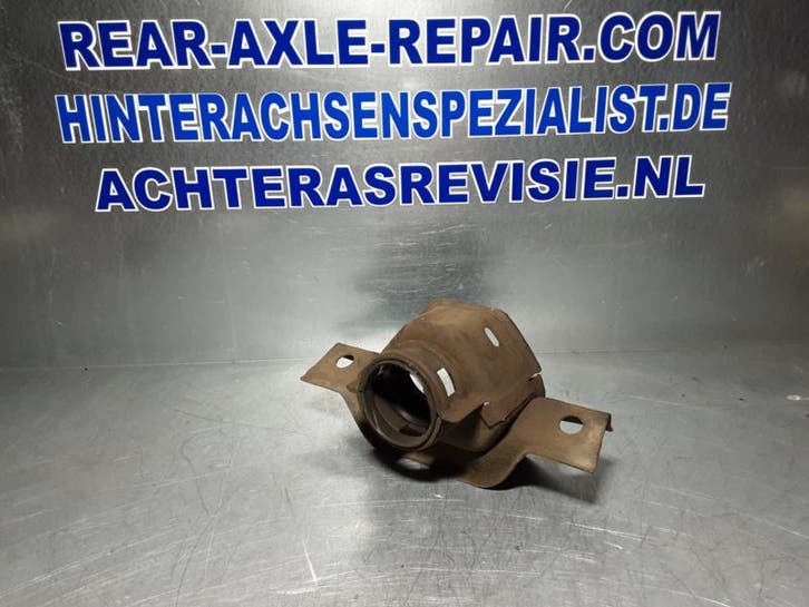 Opel Kadett C traverse (geschikt voor type met OHV motor)., Auto-onderdelen, Remmen en Aandrijving, Gebruikt, Opel, Verzenden