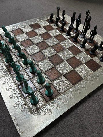 pagmatidis - Schaakspel - brons, Antiek en Kunst