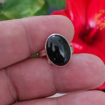 Ring van spinel van prachtige kwaliteit zonder defecten., Verzamelen