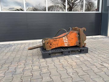 Veiling: Hydraulische Breekhamer Met Beitel CW10, Ophalen