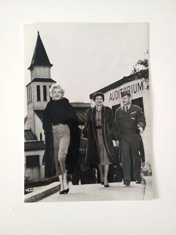 Edward Weston Collection - Marilyn Monroe in Japan - 1954