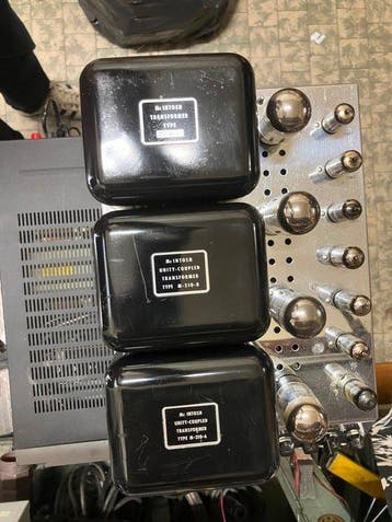 McIntosh - 240 Buizenversterker, Audio, Tv en Foto, Nieuw