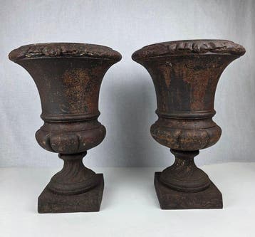Vase (2) - Ghisa - Grands cratères en calice