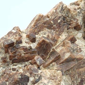 ALPINO, RARE ANDALUSITE ROUGEATRE, Grossi Cristaux sur