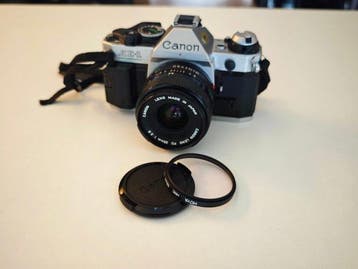 Canon AE-1 Program + 28mm + 70-210mm | Analoge camera