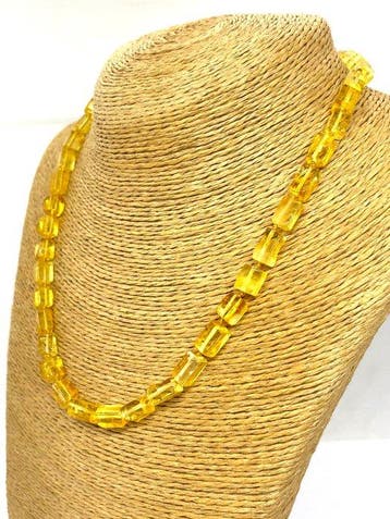 Collier authentique en ambre baltique citron et miel -
