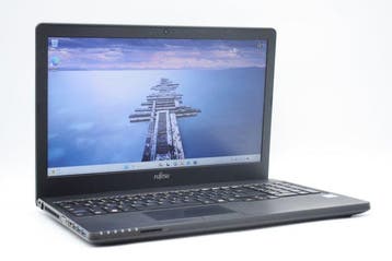 15.6 High End laptop: Fujitsu Lifebook A557 | Intel Core