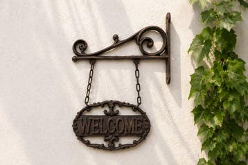 Ornement décoratif - Panneau de bienvenue en fonte