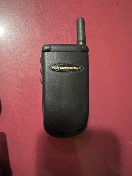Motorola StarTAC 130 y Raro Motorola V3688 Black - Mobiele, Games en Spelcomputers, Spelcomputers | Overige Accessoires