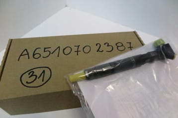 wtryskiwacz Mercedes W212 W204 Sprinter 2.2 CDI A6510702387, Verzenden