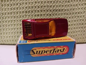 Matchbox 1:64 - Voiture miniature (2) - Marchbox Superfast 2