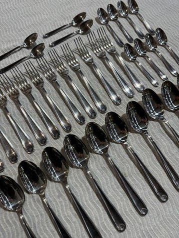 Christofle - Bestekset voor 12 personen (146) - schelp -