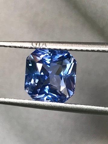 1 pcs Bleu Saphir - 3.06 ct - Gemological Institute of, Handtassen en Accessoires, Edelstenen, Nieuw