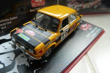 Altaya 1:43 - Modelauto (3) - Seat 124D; Porsche 911SC;, Nieuw